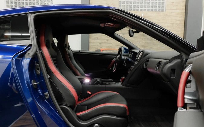 Nissan GT-R cena 349550 przebieg: 140000, rok produkcji 2013 z Bartoszyce małe 407